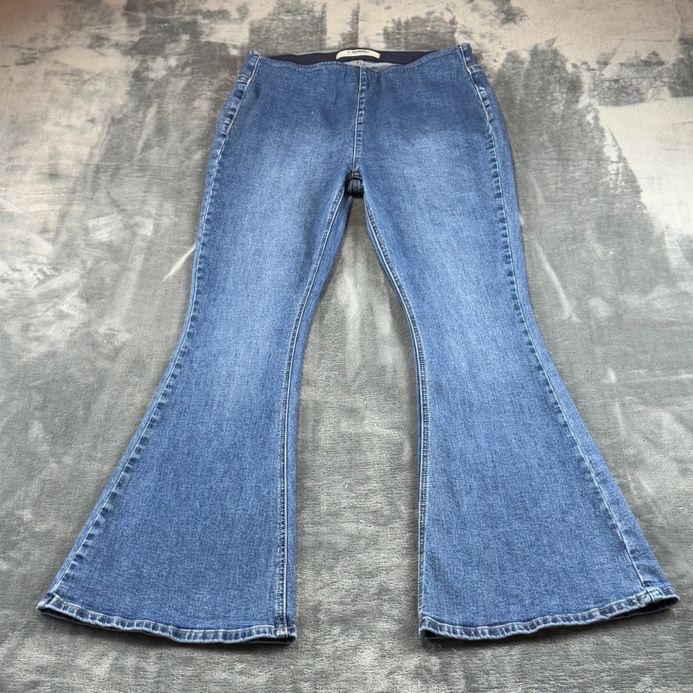 Rock & Roll Denim Bargain Bell Pull On Flare Jeans Medium Wash 30x31 Womens